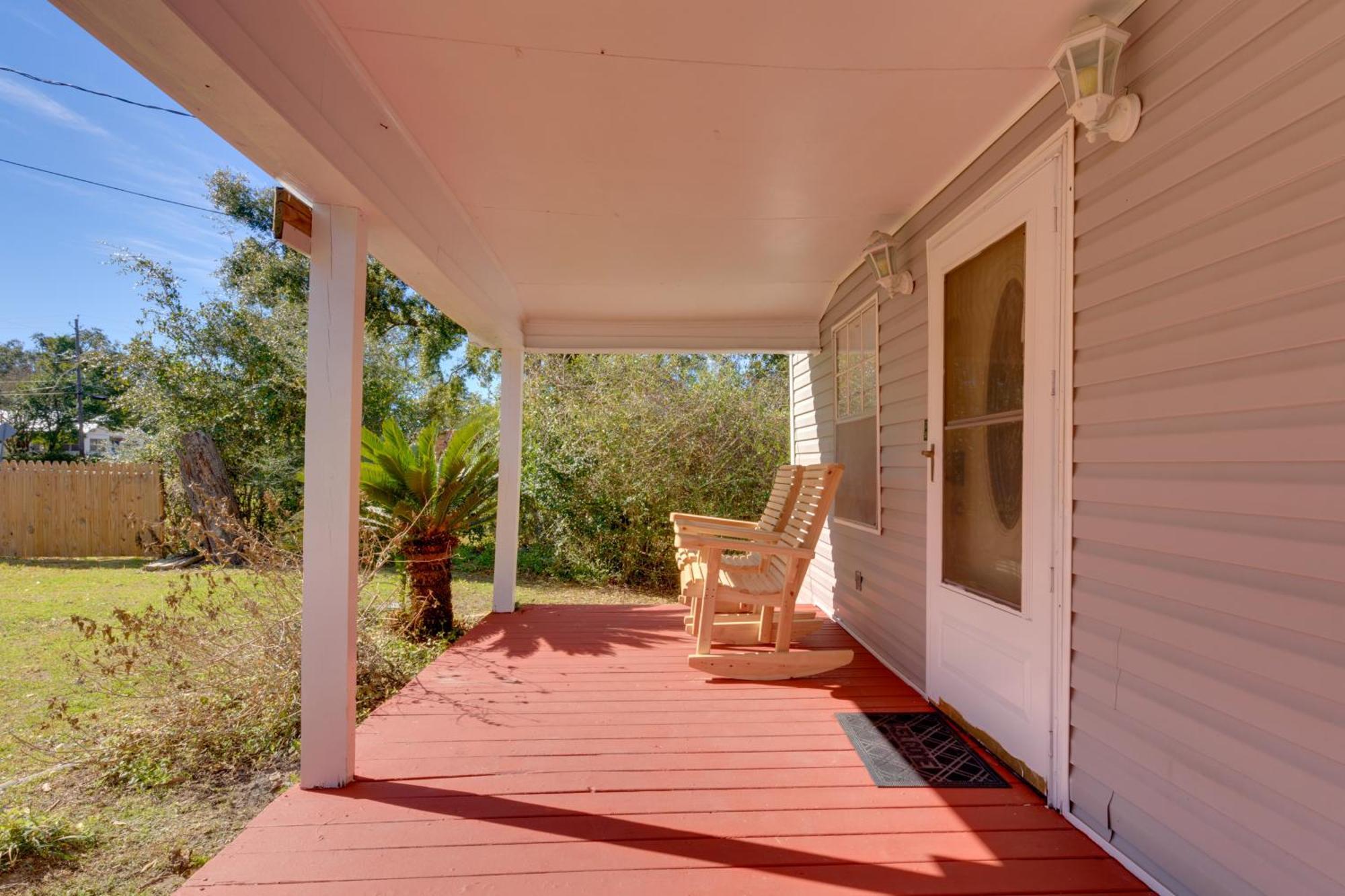 Stunning Gulfport Getaway About 1 Mi To The Beach Buitenkant foto